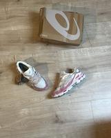 Verkaufe neue Asics Gel-NYC beige rosa Colorway Gr.41 Niedersachsen - Hatten Vorschau