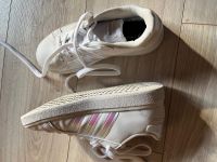 Sneaker / Turnschuhe von Adidas in 33 (wie neu) Nordrhein-Westfalen - Horn-Bad Meinberg Vorschau