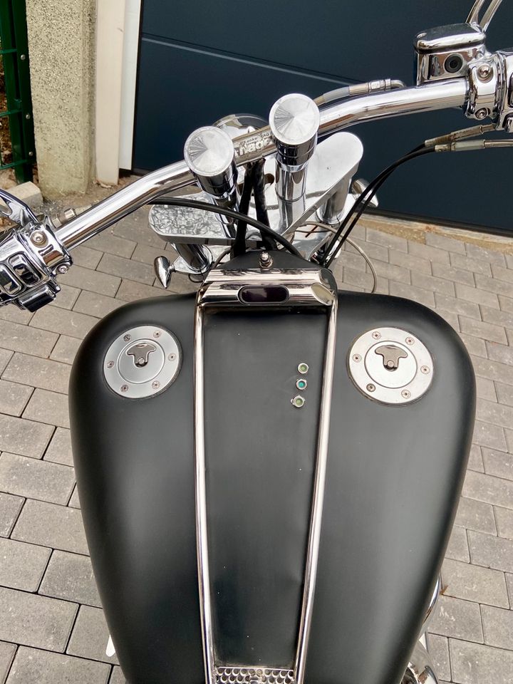 Harley Davidson, Custom in Heiligenhaus