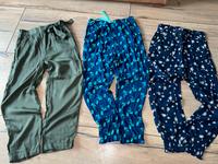 BlueQueen drei luftige Sommerhosen khaki blau weiß 122 128 Brandenburg - Seeblick Vorschau