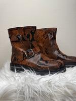 Jimmy Choo Biker Boots Snake Muster braun schwarz 38 NEU ca NP900 Wandsbek - Hamburg Sasel Vorschau