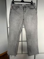 Jeans Stradivarius Düsseldorf - Angermund Vorschau