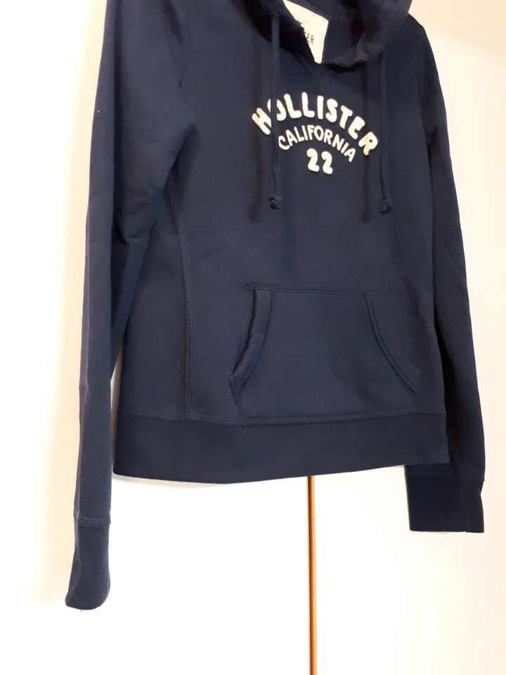 Hollister California Gr. M Hoodie Kapuzenpullover blau navy Pulli in Heide