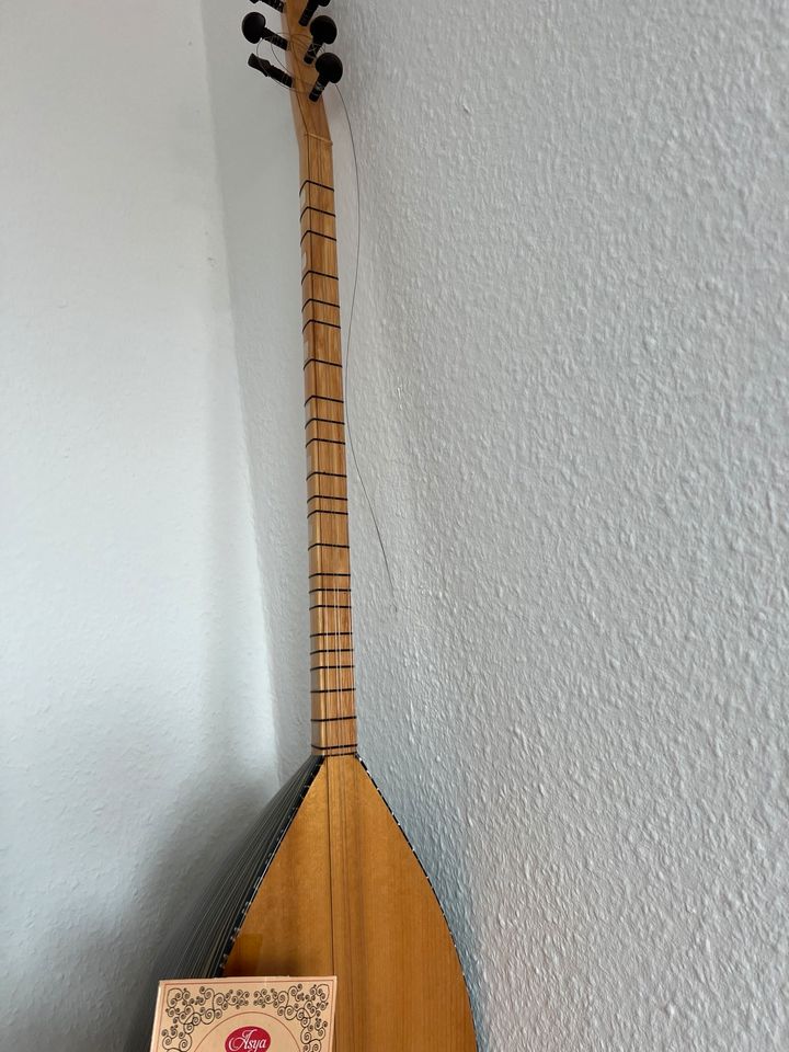 Türkische Gitarre SAZ LANGHALS in Nordhorn