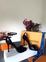 Zara Absatz heels collection Schwartz Leder spitz kitty Bayern - Würzburg Vorschau