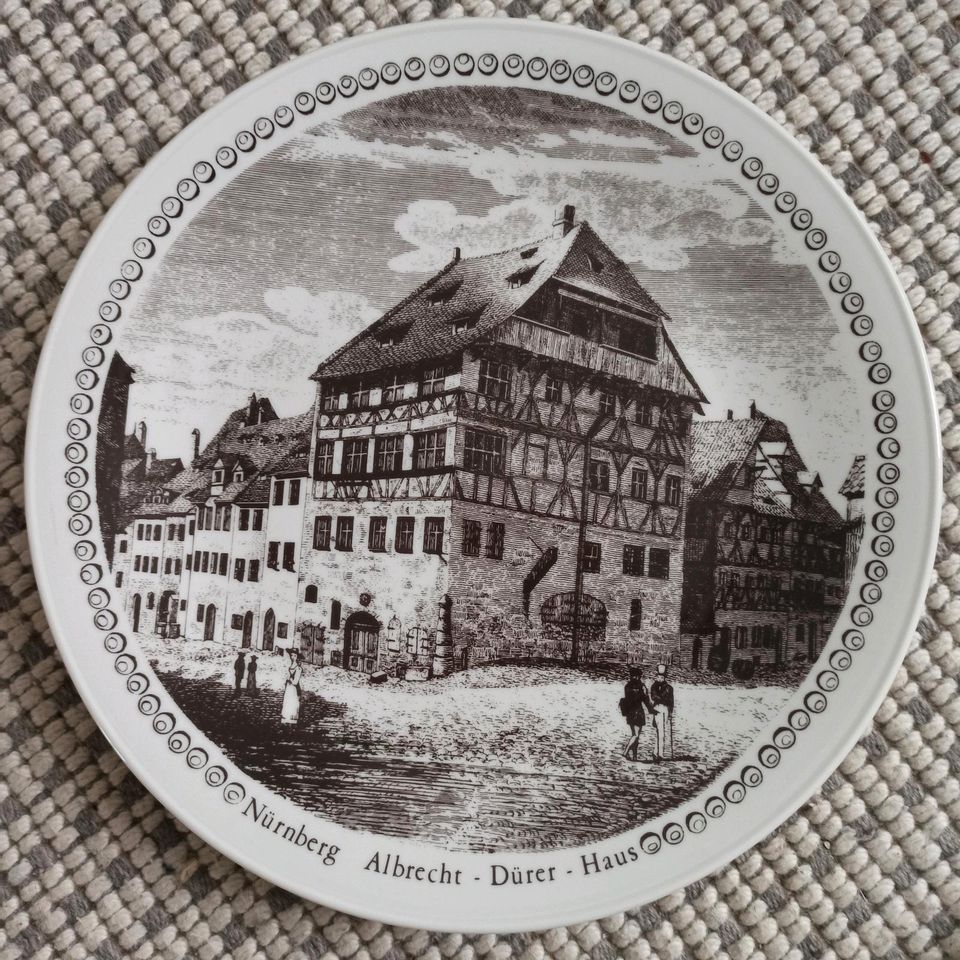 Porzellan Wandteller,, Dürerhaus,, . in Nürnberg (Mittelfr)