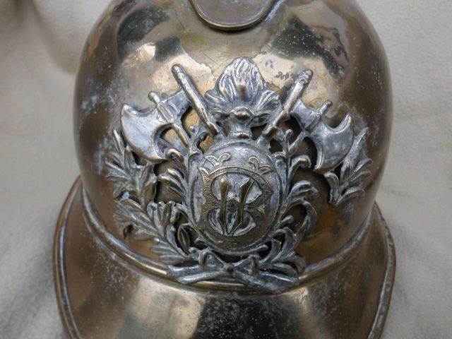 Feuerwehrhelm Portugal fire helmet Messing um 1940 in Kochel am See