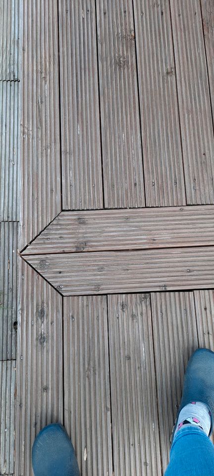 Gartenhaus Blockhaus inkl. Terrasse Palisade Umrandung in Cordshagen (Blankenhagen)