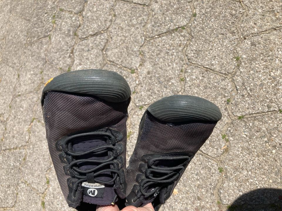 40 40,5 Merrell Vapor Glove Barfußschuhe grau leichte Mängel in Alling