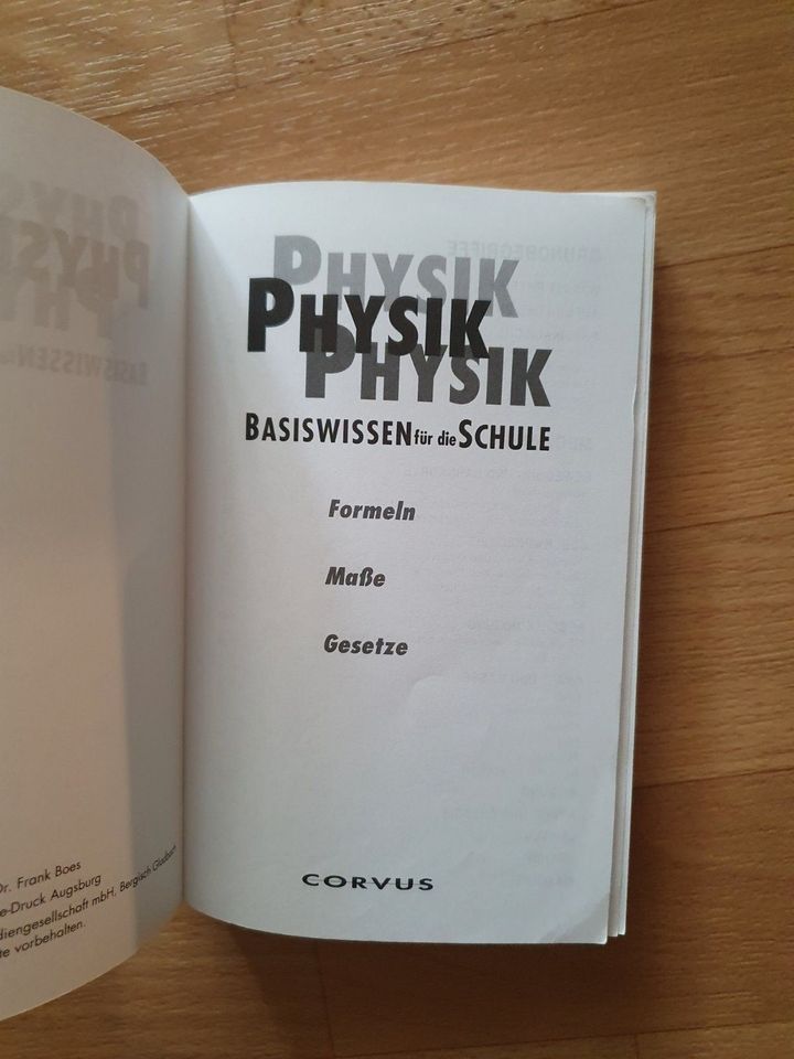 2x Buch Basiswissen für die Schule Die Erde Physik 1997 in Halle