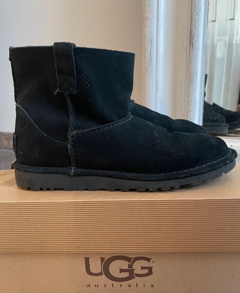 Ugg mini Unlined Sommer Stiefelette Boots 39 in Satow
