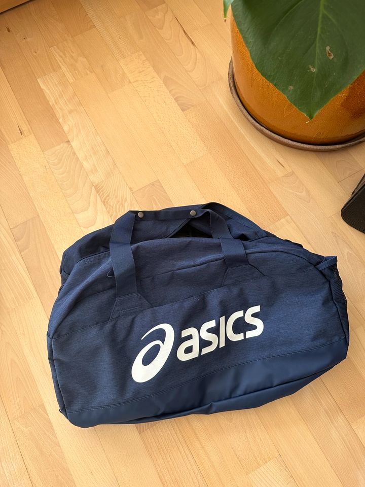 ASICS Sport Bag / Peacot (S) Unisex in Berlin