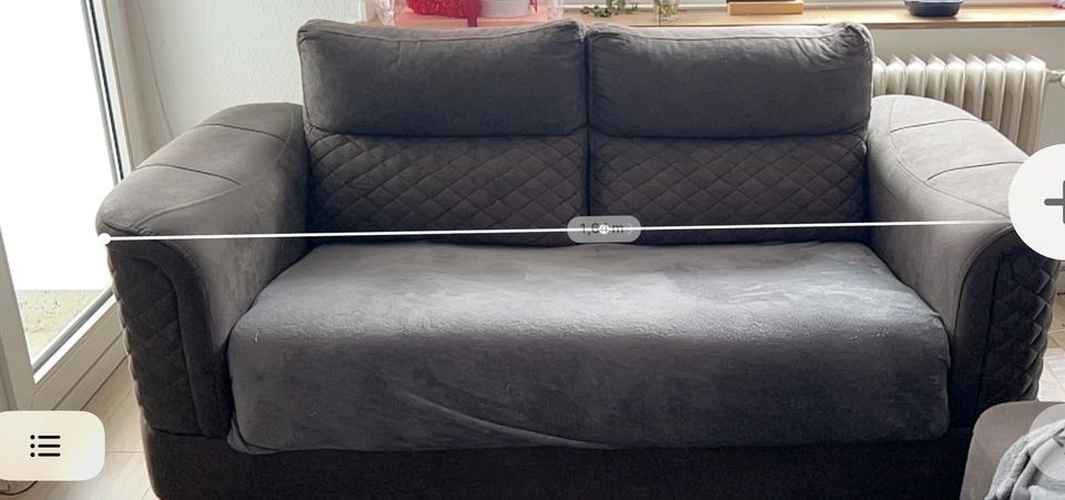 Zweier Couch mit Bettkasten und ausklappbar in Mönchengladbach