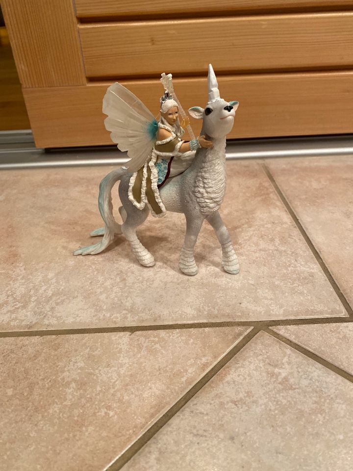 Schleich Bayala Elfe in Pilsting