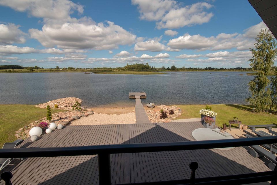 Blockhaus am See in Lettland in Dresden