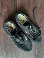 Vans Schuhe Sneaker Schwarz 42 Stoff Skater Dresden - Wilsdruffer Vorstadt/Seevorstadt-West Vorschau