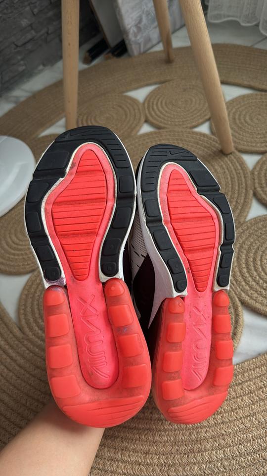 Nike air 270 beige pink in Baden Wurttemberg Guglingen kleinanzeigen