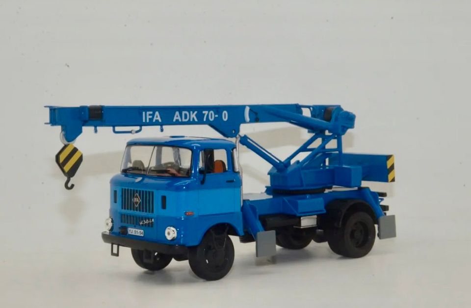 ⭐️ 1:43 IFA W50 ADK 70-0 LKW Kranwagen blau in Wuppertal