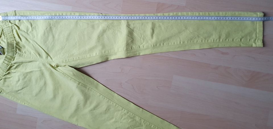 Vero Moda Pieces Stoffhose Jeans Gummizug gelb neon in Dossenheim