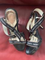 Gucci und Catwalk Sandaletten/ elegant/ 38/ tadelloser Zustand Bad Doberan - Landkreis - Rövershagen Vorschau