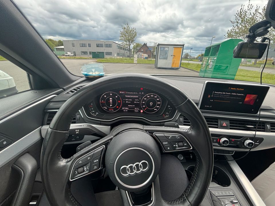 Audi A4 B9 2016 in Kevelaer