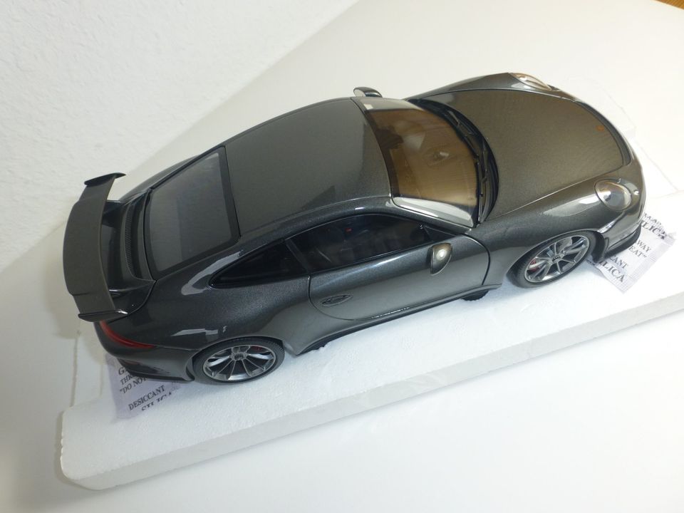 Minichamps Porsche 911 (991) GT3 2013, 1:18, gebraucht in Bonn