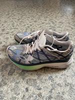 Under Armour Velociti Elite Laufschuhe Gr. 42 Sachsen - Gornau Vorschau