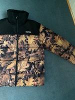Snipes Puffer Jacke (Winter Jacke) - Blätter Muster Düsseldorf - Oberkassel Vorschau
