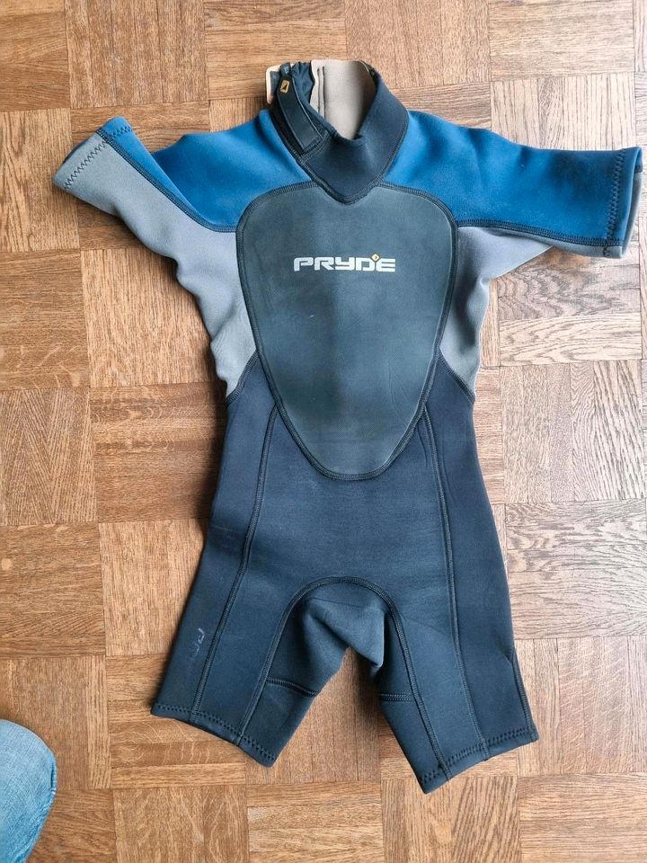 NEIL PRYDE Neoprenanzug für Kinder Size 8 (9-10 Jahre) Shorty in Köln