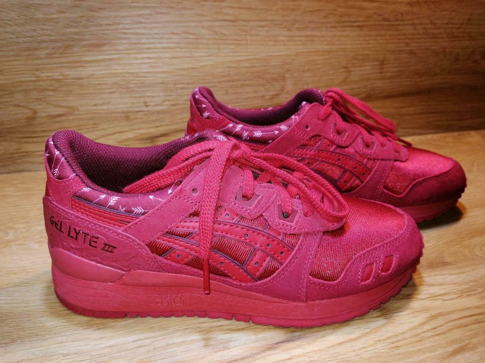 ASICS Gel Lyte III Valentines gr. 36, Neuwertig in Leutesdorf