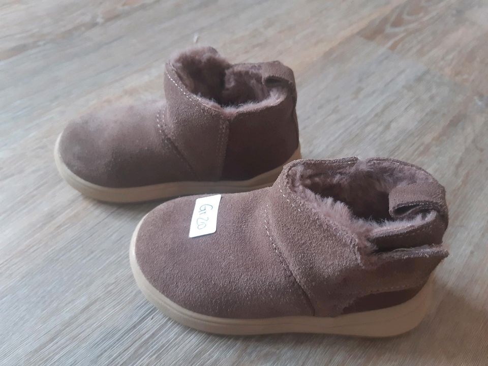 Baby Schuhe gr 18-21 und kleiner in Braunschweig