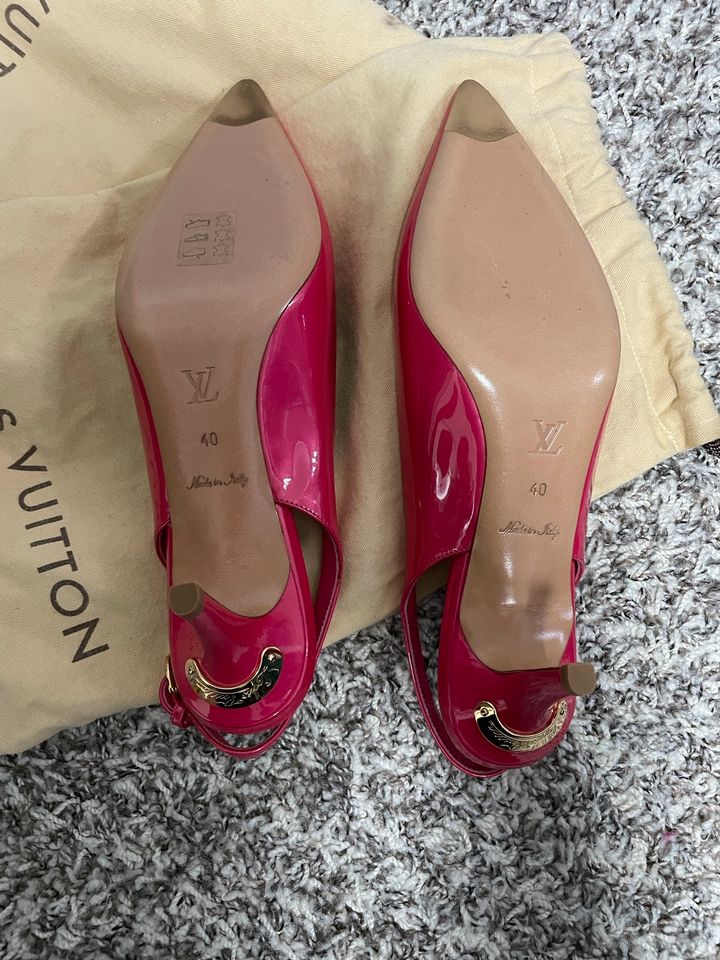 Original Louis Vuitton pumps pink 40 lack neu in Kaufungen