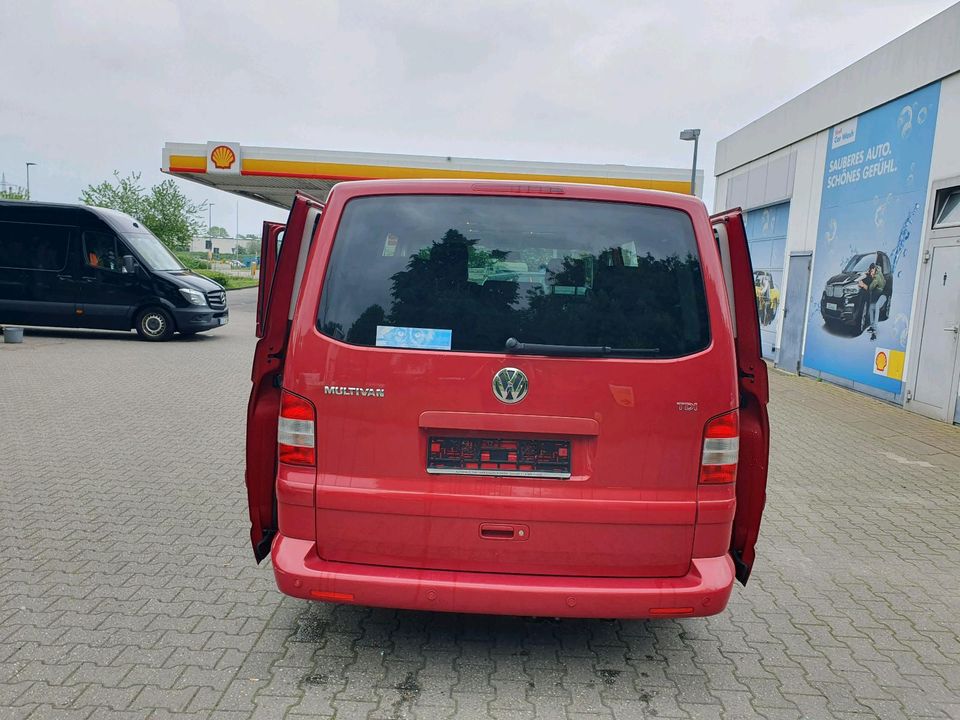 Volkswagen T5 Multivan 2.5 in Wachtendonk