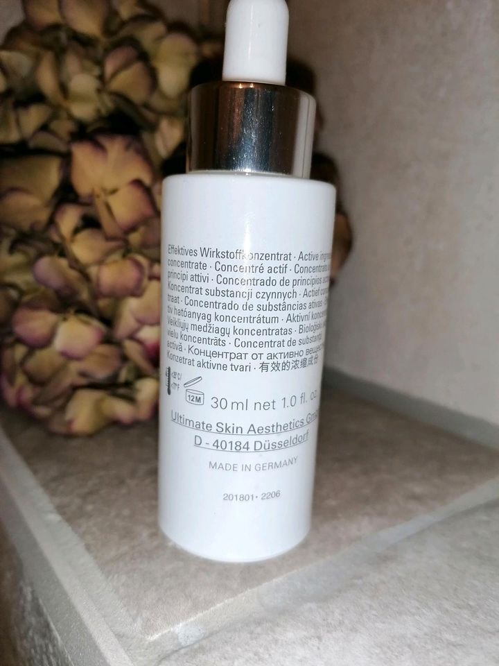 Glow Power Serum Dr. Susanne von Schmiedeberg, Hyaluron Vitamine in Rohrsen