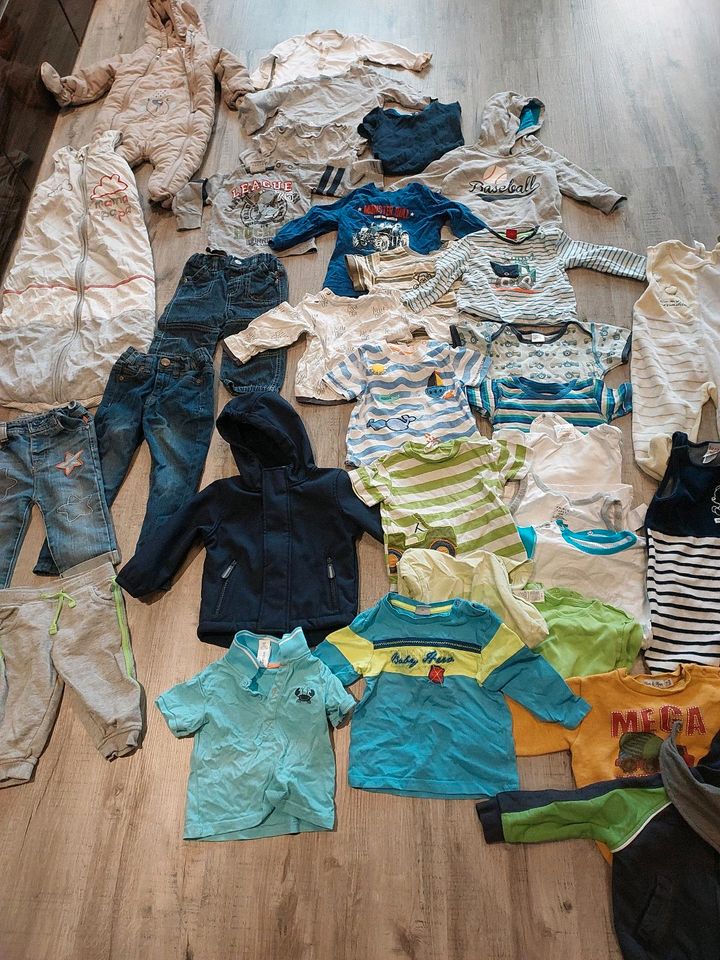Kinderbekleidung paket junge gr.74 in Wesseling