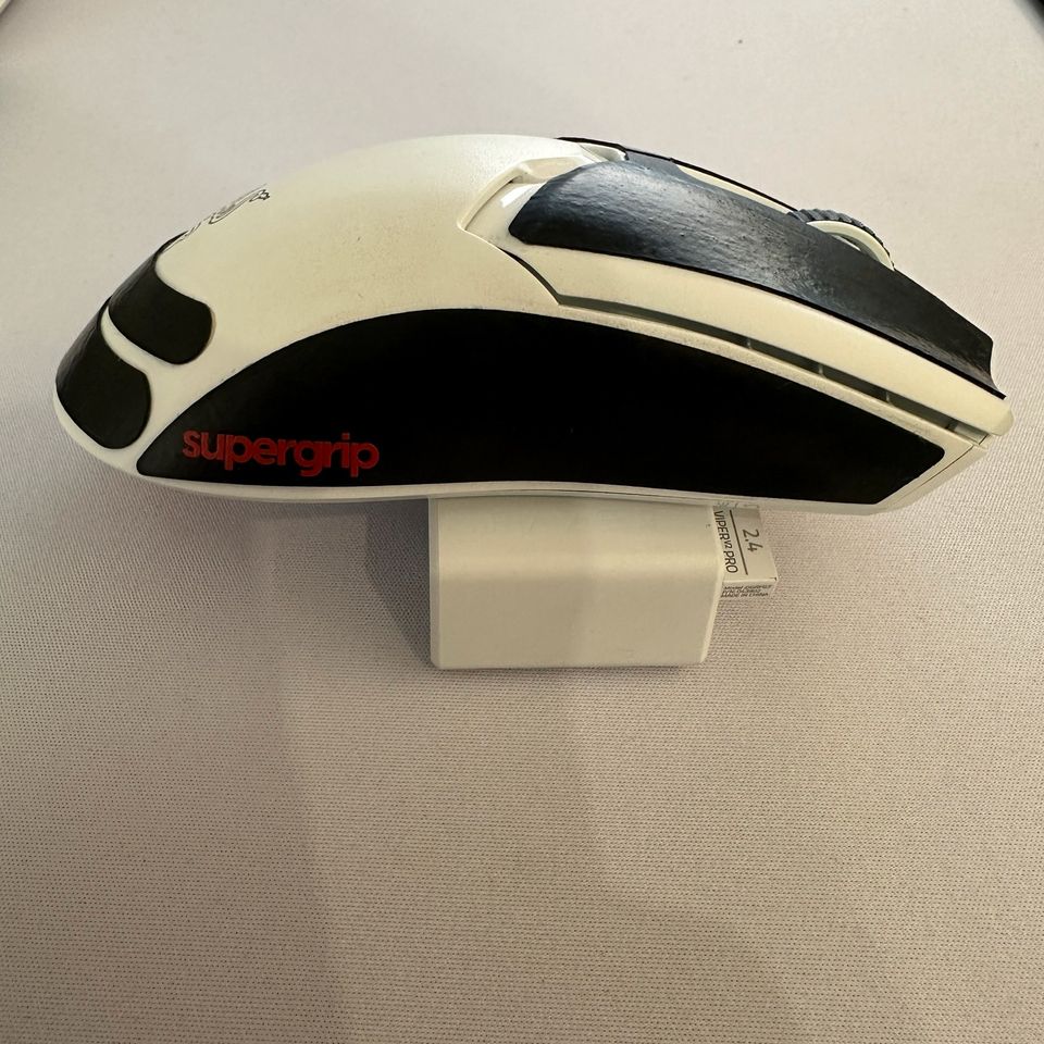 Razer Viper V2 Pro Gaming Maus weiß Set Superglide Skates Grips in Velbert