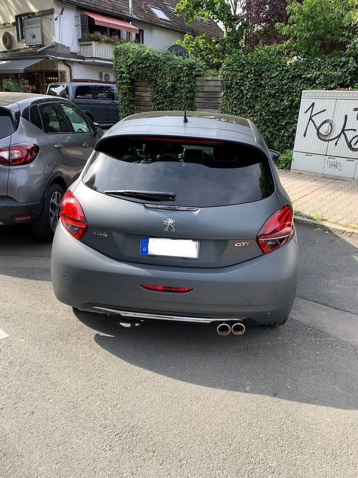 Peugeot 1.6 GTi 208 THP Ice Silver Matt in Frankfurt am Main