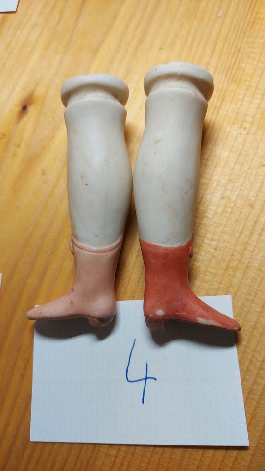 antike Einbinde Beine Puppe Puppenstuben Puppe noch 3 Paar da in Backnang