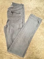 H&M Jeans Hose Gr 160 34 grau Stretch Slim Rheinland-Pfalz - Hochspeyer Vorschau