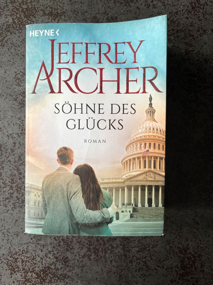 Jeffrey Archer - Söhne des Glücks in Langenfeld