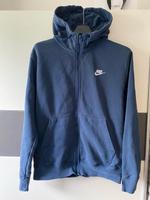 Nike Pulli Nordrhein-Westfalen - Voerde (Niederrhein) Vorschau