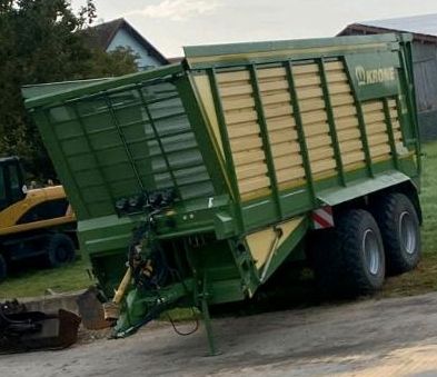 Vermietung Krone TX 460 / Unterstützung Häckselkette in Saal