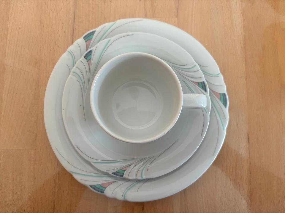 Kaffeeservice Eschenbach - Porzellan 36-tlg (für 12 Personen) in Aichach