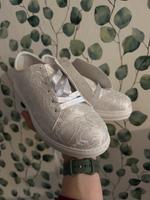 Weiße Schuhe Gr. 39 Hessen - Trebur Vorschau