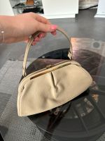 Kleine beige Lederhandtasche Saarland - Püttlingen Vorschau