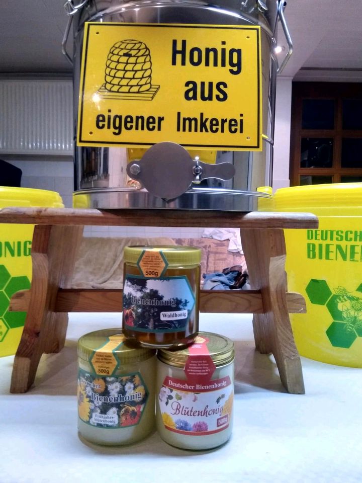 Bienenhonig Honig Bienen Imker Imkerei Hobbyimker in Werda