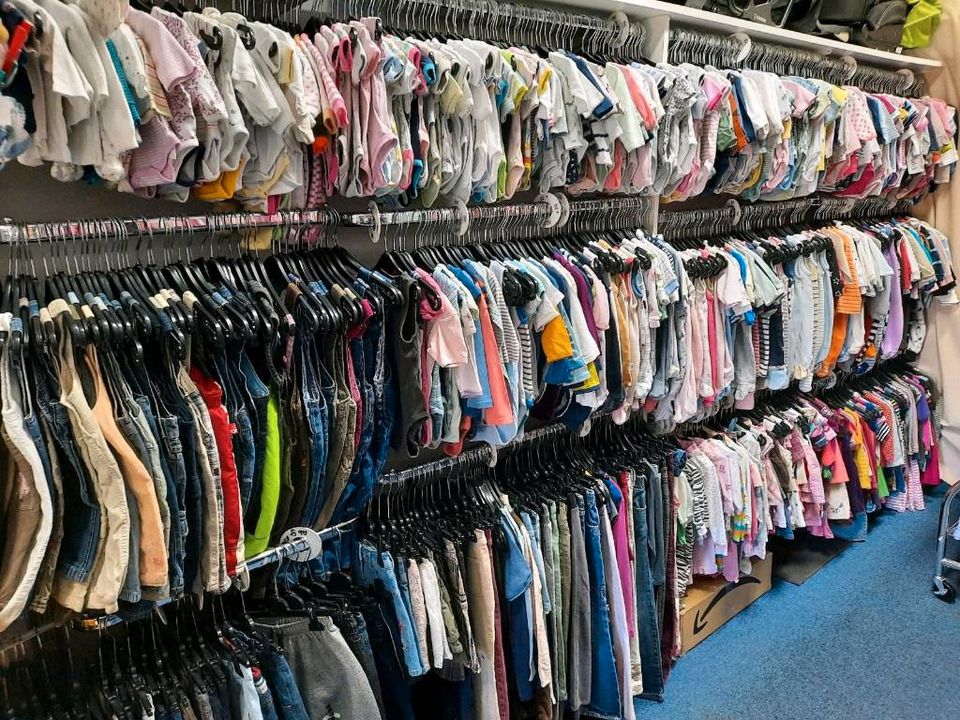 BABY UND KINDERSECONDHAND ERLANGEN in Erlangen