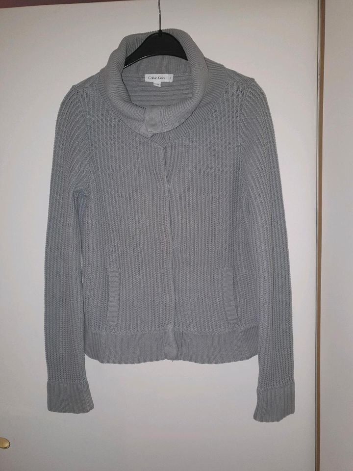 Strickjacke Calvin Klein S/M in Baden-Baden