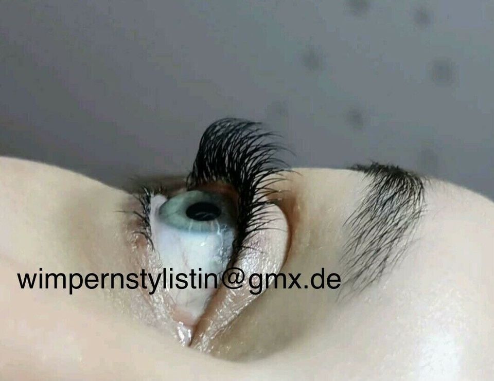 Gelnägel UV-Wimpernverlängerung Kosmetikstudio in Wiesen