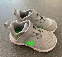 Nike Turnschuhe Gr.22 Bayern - Parsberg Vorschau